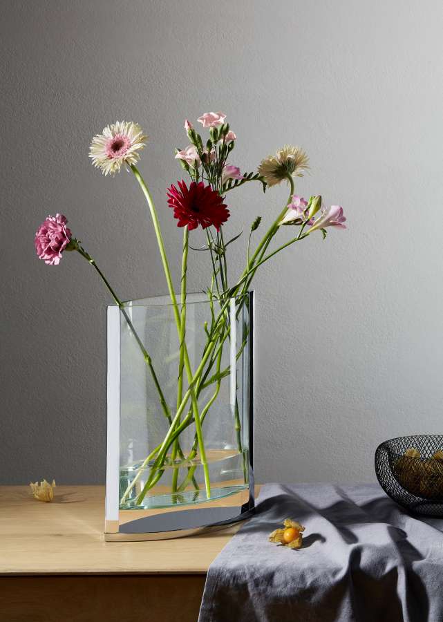 DECADE Vase